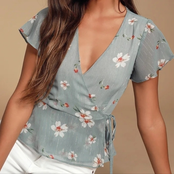 Lulu's Evie Floral Wrap Top - Picture 1 of 5